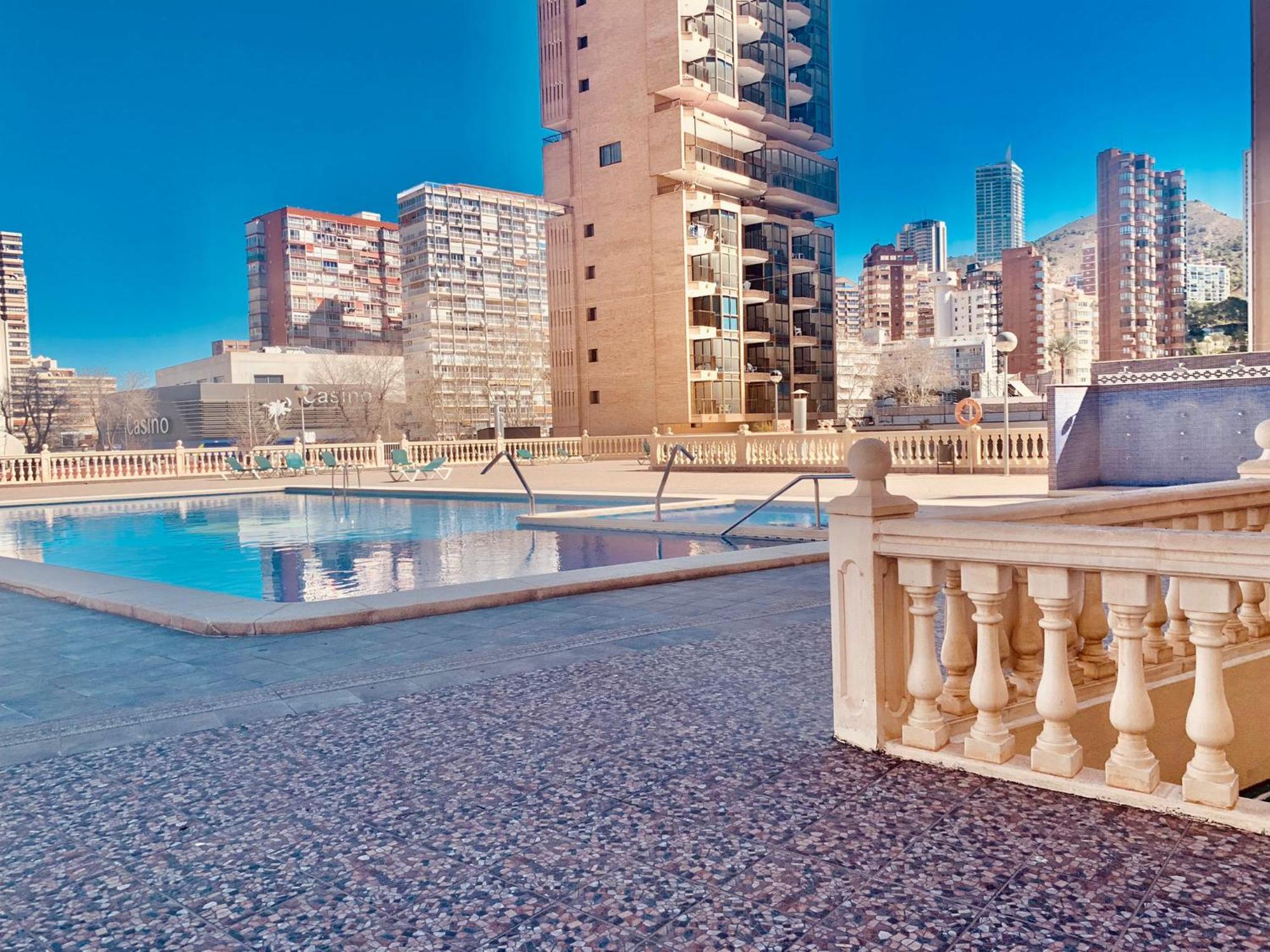 Iª Linea Playa Levante, Benidorm Bagian luar foto